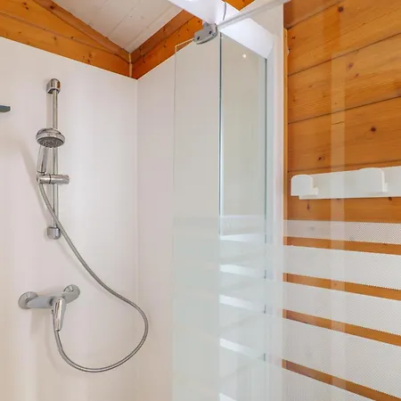 Landhaus Les De 1 Avec Piscine Chauzon