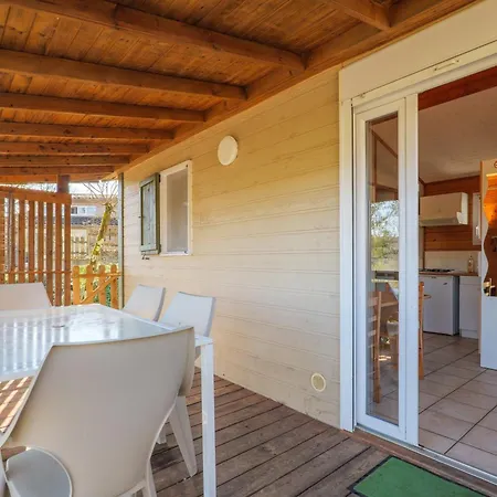 Les De 1 Avec Piscine Casa di campagna
